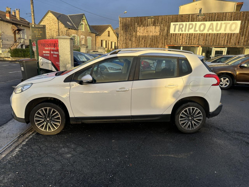 Photo 2 de l'offre de PEUGEOT 2008 1.6 E-HDI FAP - 92 ALLURE CLIM   ATTELAGE à 6490€ chez Triplo auto