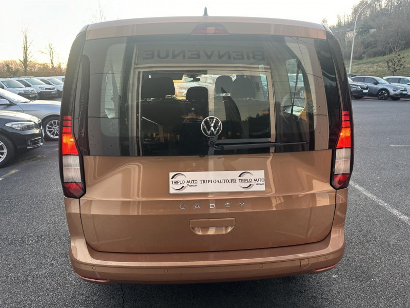 Photo 6 de l'offre de VOLKSWAGEN CADDY MAXI COMBI 7PL 2.0 TDI - 102 TVA RECUPERABLE   CARPLAY   CAMERA AR  à 30990€ chez Triplo auto