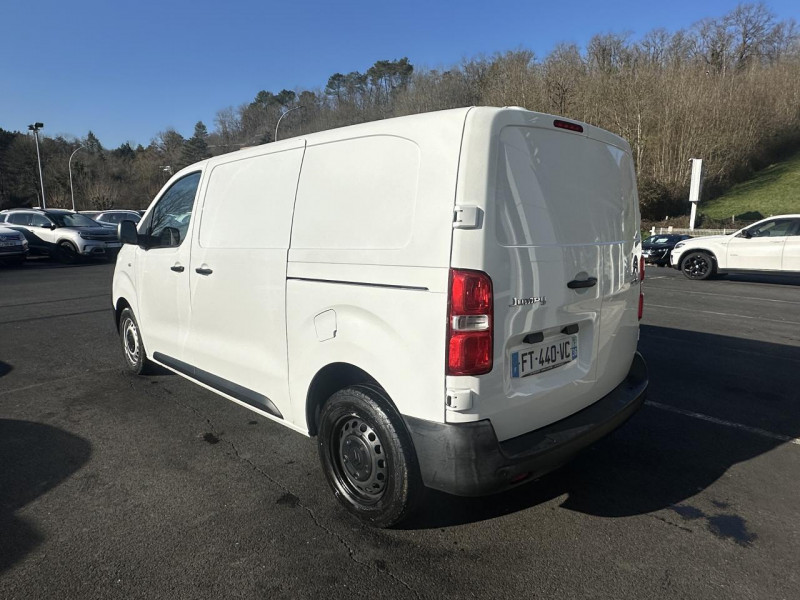 Photo 5 de l'offre de CITROEN JUMPY M 2.0 BLUEHDI - 180 BVA CLUB TVA RECUPERABLE   GPS   RADAR AR à 15990€ chez Triplo auto