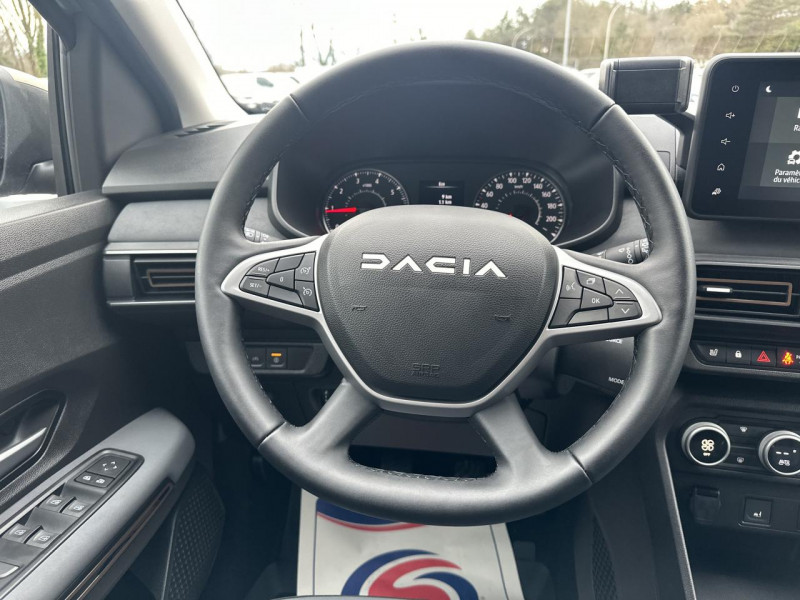 Photo 19 de l'offre de DACIA JOGGER 7 PL  1.0 ECO-G - 100 EXTRêME   TVA RECUPERABLE   CARPLAY   CAMERA AR à 21990€ chez Triplo auto