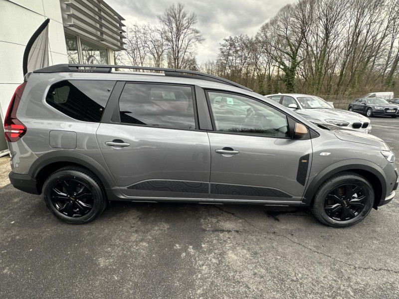 Photo 8 de l'offre de DACIA JOGGER 7 PL  1.0 ECO-G - 100 EXTRêME   TVA RECUPERABLE   CARPLAY   CAMERA AR à 21990€ chez Triplo auto