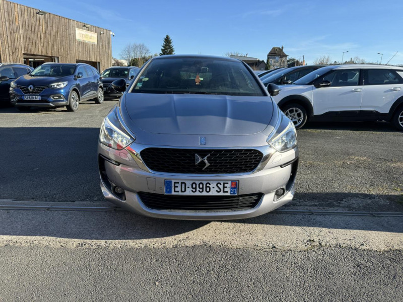 Photo 8 de l'offre de DS DS 5 1.6 BLUEHDI - 120 EXECUTIVE GPS   CLIM   CAMERA AR à 11990€ chez Triplo auto