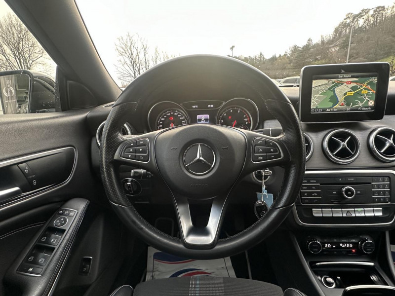 Photo 19 de l'offre de MERCEDES-BENZ CLA 180 D - BV 7G - 117 - SENSATION - GPS   CAMERA AR à 21990€ chez Triplo auto