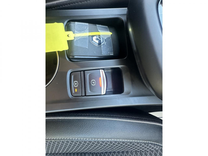 Photo 22 de l'offre de RENAULT ARKANA 1.3 TCE - 140 - BV EDC INTENS - GPS   CARPLAY   CAMERA AR à 19990€ chez Triplo auto