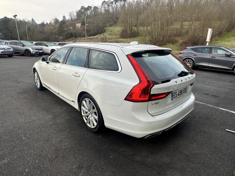 Photo 5 de l'offre de VOLVO V90 D4 - 190 - BVA GEARTRONIC  INSCRIPTION GPS   RADAR AR   SIEGES CHAUFFANTS à 18490€ chez Triplo auto