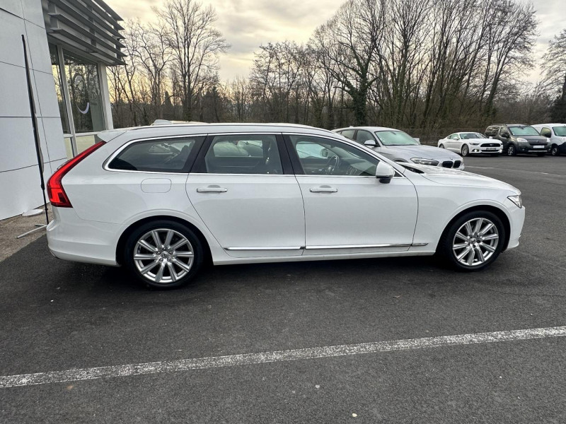 Photo 8 de l'offre de VOLVO V90 D4 - 190 - BVA GEARTRONIC  INSCRIPTION GPS   RADAR AR   SIEGES CHAUFFANTS à 18490€ chez Triplo auto