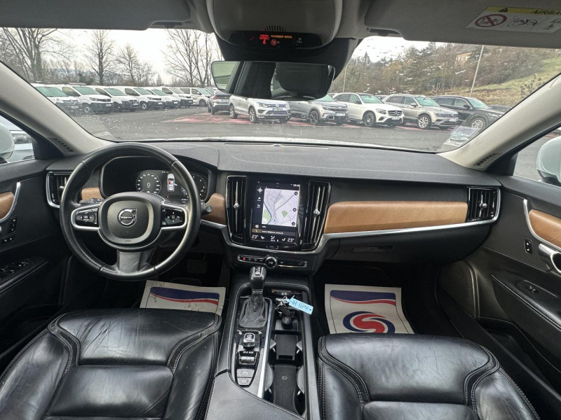 Photo 16 de l'offre de VOLVO V90 D4 - 190 - BVA GEARTRONIC  INSCRIPTION GPS   RADAR AR   SIEGES CHAUFFANTS à 18490€ chez Triplo auto