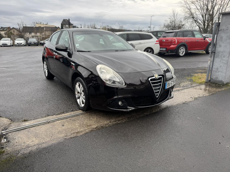 Photo 7 de l'offre de ALFA ROMEO GIULIETTA 2.0 JTDM - 140 S/S DISTINCTIVE CLIM   RADAR AR à 7490€ chez Triplo auto