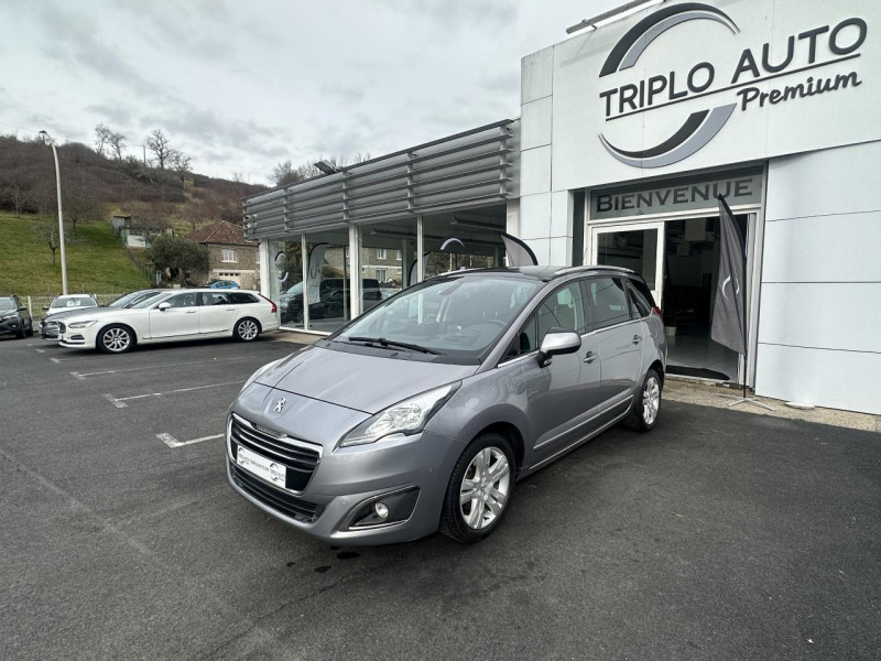 Photo 3 de l'offre de PEUGEOT 5008  1.6 HDI S&S - 120 - BV EAT6 - 5PL  ALLURE GPS   TOIT PANORAMIQUE   RADAR AR à 12990€ chez Triplo auto