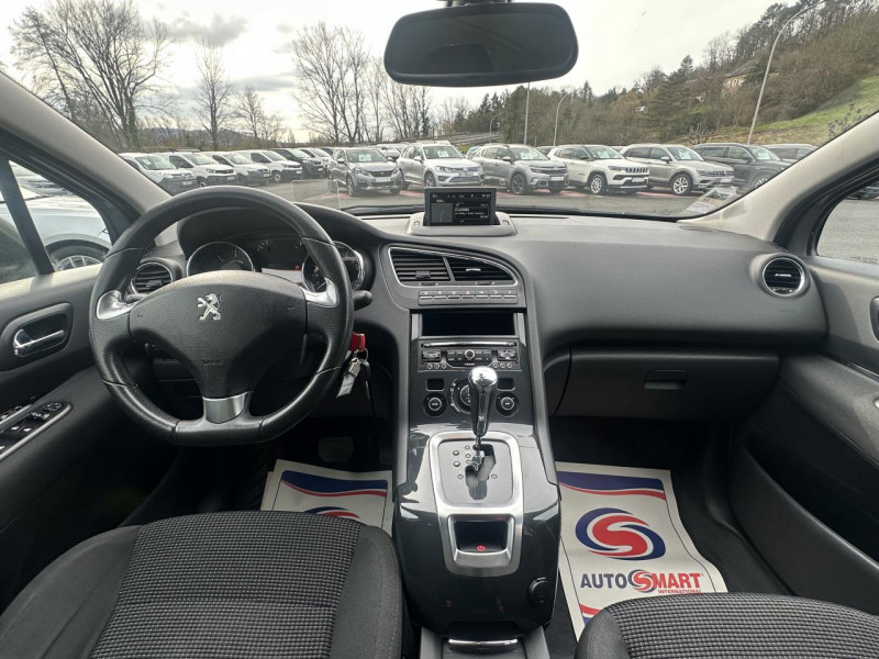 Photo 16 de l'offre de PEUGEOT 5008  1.6 HDI S&S - 120 - BV EAT6 - 5PL  ALLURE GPS   TOIT PANORAMIQUE   RADAR AR à 12990€ chez Triplo auto