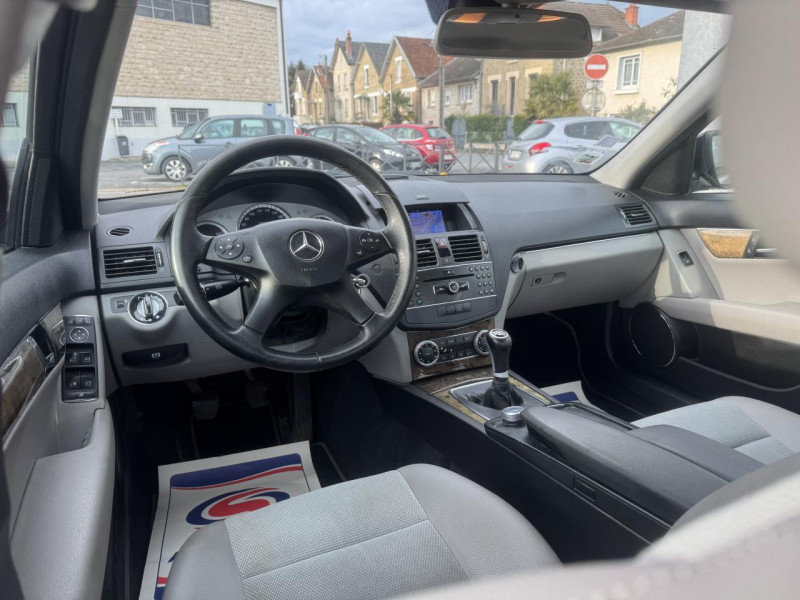 Photo 17 de l'offre de MERCEDES-BENZ CLASSE C C 200 CDI  AVANTGARDE à 7490€ chez Triplo auto