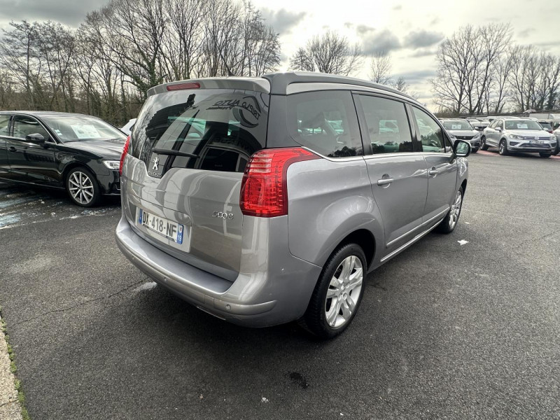 Photo 7 de l'offre de PEUGEOT 5008  1.6 HDI S&S - 120 - BV EAT6 - 5PL  ALLURE GPS   TOIT PANORAMIQUE   RADAR AR à 12990€ chez Triplo auto