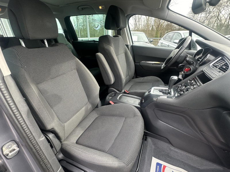 Photo 14 de l'offre de PEUGEOT 5008  1.6 HDI S&S - 120 - BV EAT6 - 5PL  ALLURE GPS   TOIT PANORAMIQUE   RADAR AR à 12990€ chez Triplo auto