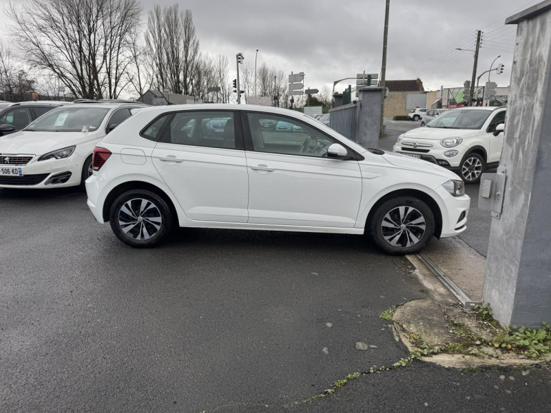 Photo 6 de l'offre de VOLKSWAGEN POLO 1.0 TSI - 95 CONFORTLINE GPS   RADAR AR   CLIM à 13990€ chez Triplo auto