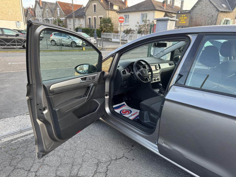 Photo 20 de l'offre de VOLKSWAGEN GOLF SPORTSVAN 1.4 TSI BLUEMOTION - 125 BVA CONFORTLINE GPS   RADAR AR   ATTELAGE à 12990€ chez Triplo auto