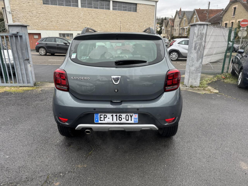 Photo 4 de l'offre de DACIA SANDERO 0.9 TCE - 90 BVA STEPWAY GPS   CLIM   RADAR AR à 12490€ chez Triplo auto