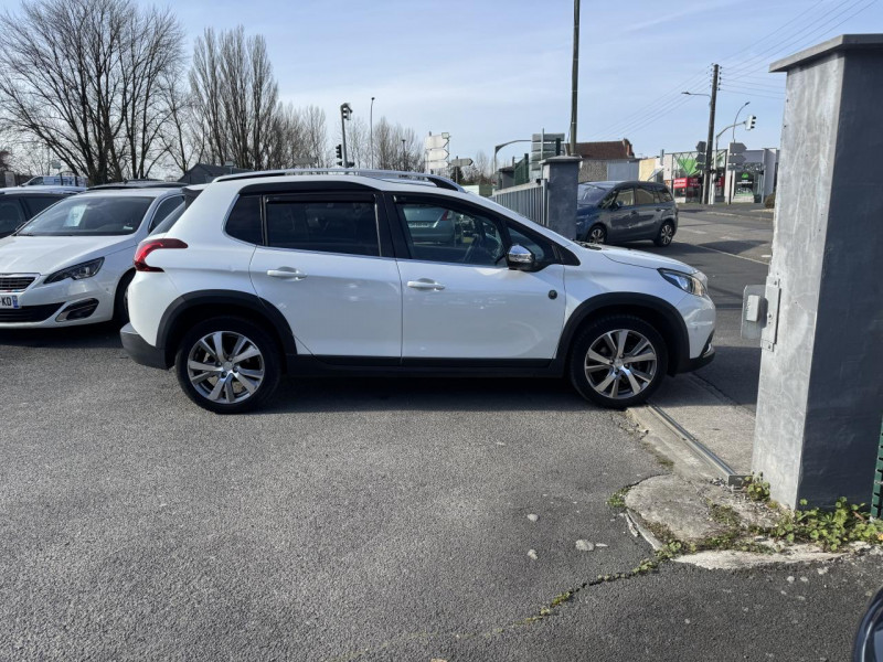 Photo 6 de l'offre de PEUGEOT 2008 1.5 BLUEHDI S&S - 100 CROSSWAY GPS   CLIM   ATTELAGE   TOIT PANORAMIQUE à 10990€ chez Triplo auto