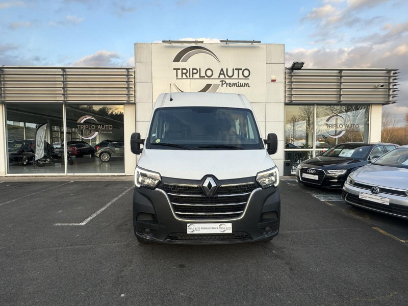 Photo 2 de l'offre de RENAULT MASTER GRAND CONFORT F3300 L2H2 2.3 DCI - 135 7PL CABINE APPROFONDIE TVA RECUPERABLE   ATTELAGE à 24990€ chez Triplo auto