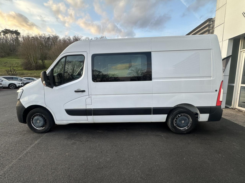 Photo 4 de l'offre de RENAULT MASTER GRAND CONFORT F3300 L2H2 2.3 DCI - 135 7PL CABINE APPROFONDIE TVA RECUPERABLE   ATTELAGE à 24990€ chez Triplo auto