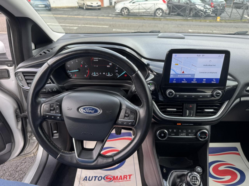 Photo 21 de l'offre de FORD FIESTA 1.0 ECOBOOST - 100 S&S TITANIUM GPS   RADAR AR   CLIM à 10990€ chez Triplo auto