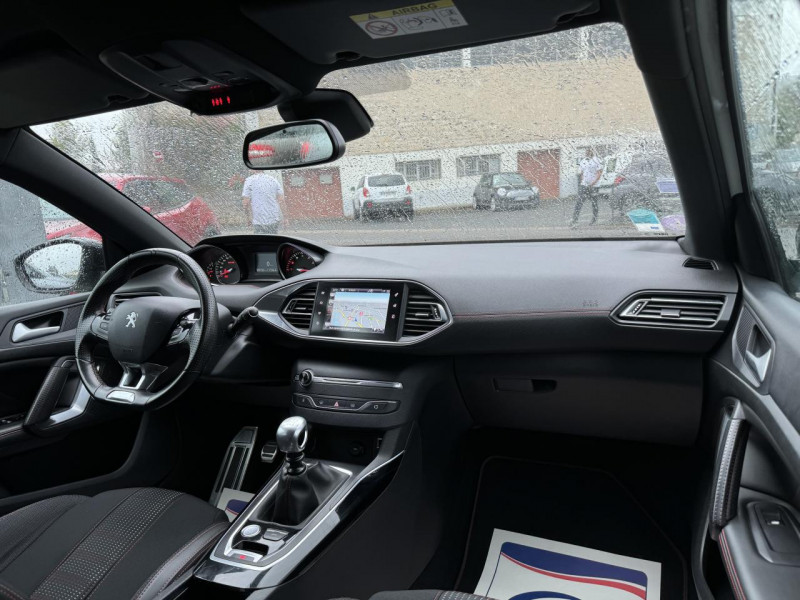 Photo 17 de l'offre de PEUGEOT 308 SW 1.2I PURETECH S&S - 130 GT LINE GPS   CAMERA AR à 11990€ chez Triplo auto