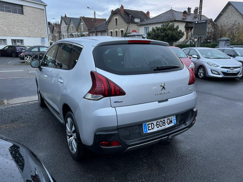 Photo 3 de l'offre de PEUGEOT 3008 1.2I PURETECH S&S - 130 ALLURE GPS   CLIM   ATTELAGE à 12490€ chez Triplo auto