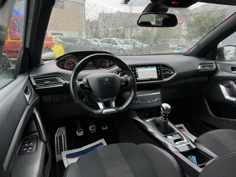Photo 24 de l'offre de PEUGEOT 308 SW 1.2I PURETECH S&S - 130 GT LINE GPS   CAMERA AR à 11990€ chez Triplo auto