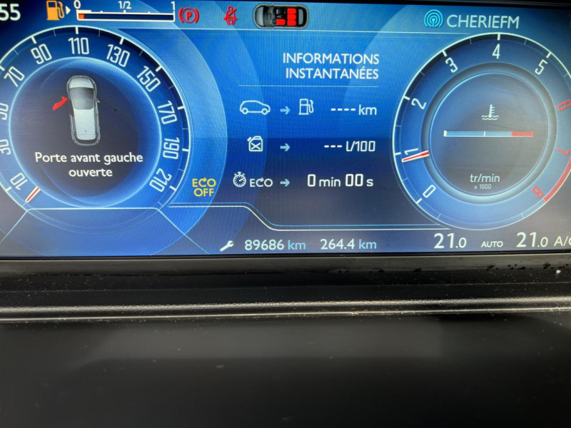 Photo 20 de l'offre de CITROEN C4 PICASSO 1.2 PURETECH - 130 S&S FEEL GPS   CLIM à 11990€ chez Triplo auto