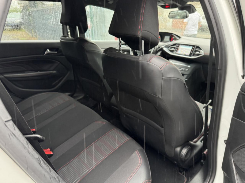 Photo 16 de l'offre de PEUGEOT 308 SW 1.2I PURETECH S&S - 130 GT LINE GPS   CAMERA AR à 11990€ chez Triplo auto