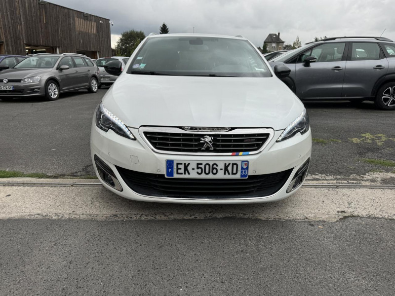 Photo 8 de l'offre de PEUGEOT 308 SW 1.2I PURETECH S&S - 130 GT LINE GPS   CAMERA AR à 11990€ chez Triplo auto