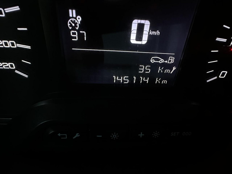 Photo 18 de l'offre de PEUGEOT PARTNER 1.6 BLUEHDI S&S - 100 ASPHALT LONG GPS   CLIM à 11990€ chez Triplo auto