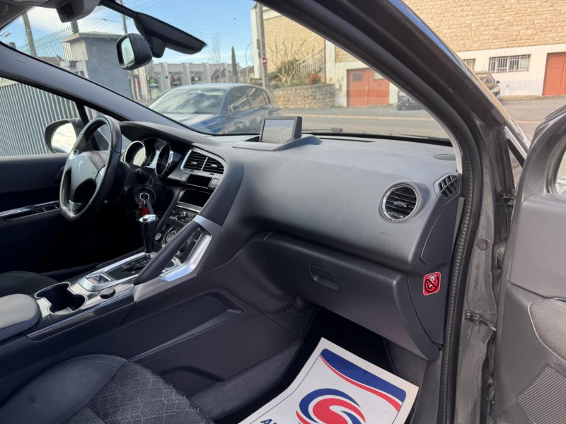 Photo 18 de l'offre de PEUGEOT 3008 1.6 BLUEHDI S&S - 120 STYLE GPS   RADAR AR   CLIM à 8990€ chez Triplo auto
