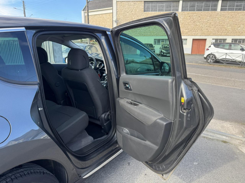Photo 12 de l'offre de PEUGEOT 3008 1.6 BLUEHDI S&S - 120 STYLE GPS   RADAR AR   CLIM à 8990€ chez Triplo auto