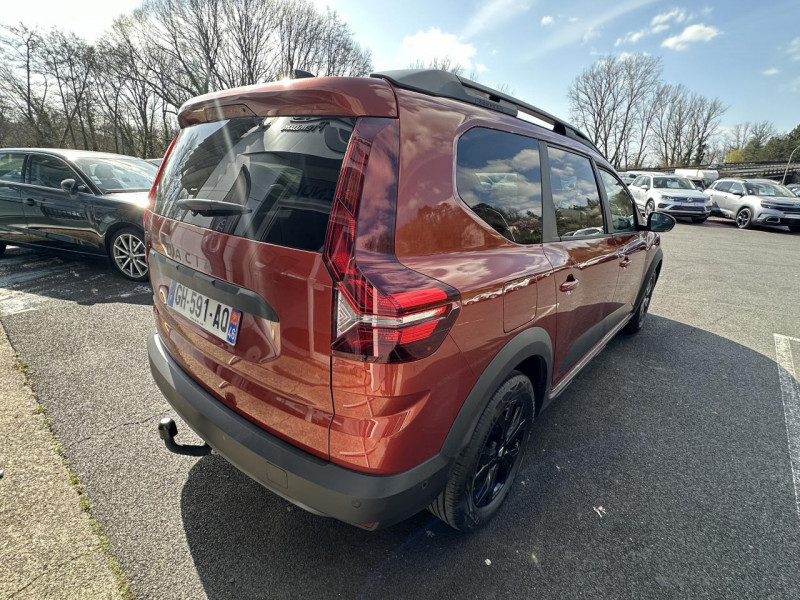 Photo 7 de l'offre de DACIA JOGGER 1.0 ECO-G - 100 - 5 PL  EXTRêME   GPS   CARPLAY   CAMERA AR à 17490€ chez Triplo auto