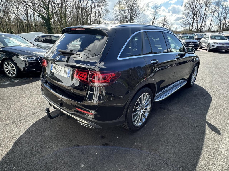 Photo 7 de l'offre de MERCEDES-BENZ GLC 300 E   HYBRID EQ POWER - BVA 9G-TRONIC  - AMG LINE 4-MATIC - GPS   TOIT OUVRANT   CAMERA AR   V à 40990€ chez Triplo auto