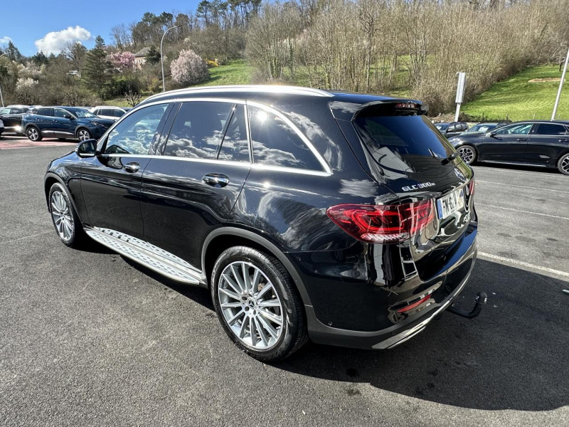 Photo 5 de l'offre de MERCEDES-BENZ GLC 300 E   HYBRID EQ POWER - BVA 9G-TRONIC  - AMG LINE 4-MATIC - GPS   TOIT OUVRANT   CAMERA AR   V à 40990€ chez Triplo auto