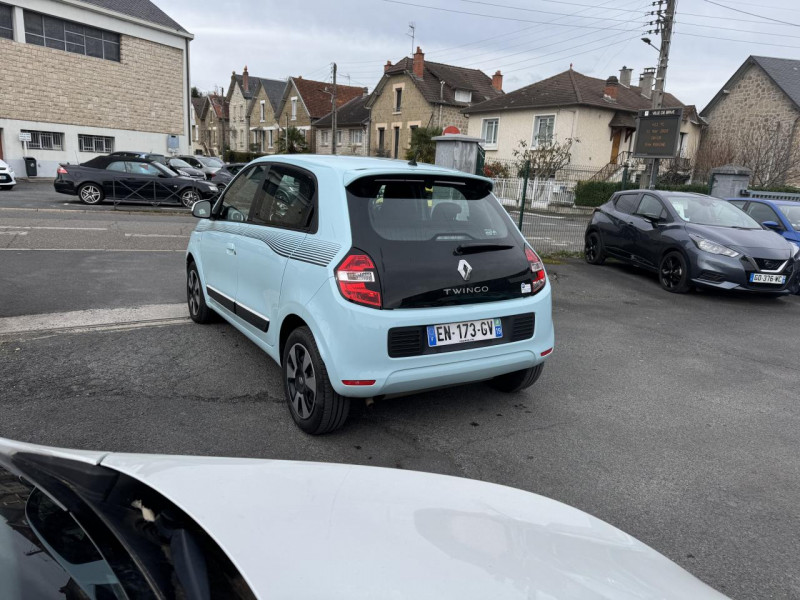 Photo 3 de l'offre de RENAULT TWINGO 1.0 SCE - 70 LIMITED   CLIM à 8990€ chez Triplo auto