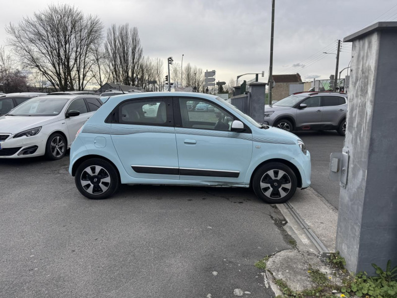 Photo 6 de l'offre de RENAULT TWINGO 1.0 SCE - 70 LIMITED   CLIM à 8990€ chez Triplo auto