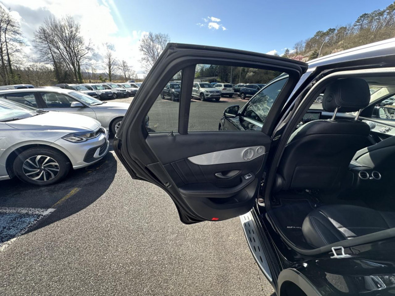 Photo 34 de l'offre de MERCEDES-BENZ GLC 300 E   HYBRID EQ POWER - BVA 9G-TRONIC  - AMG LINE 4-MATIC - GPS   TOIT OUVRANT   CAMERA AR   V à 40990€ chez Triplo auto