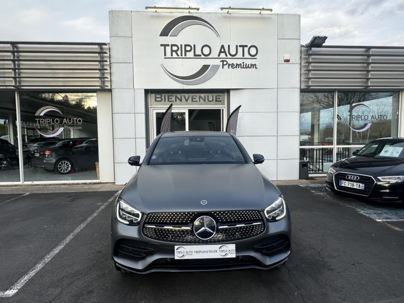 Photo 2 de l'offre de MERCEDES-BENZ GLC COUPé 300 DE   HYBRID EQ POWER - BVA 9G-TRONIC AMG LINE 4-MATIC TVA RECUPERABLE   GPS   T à 49990€ chez Triplo auto