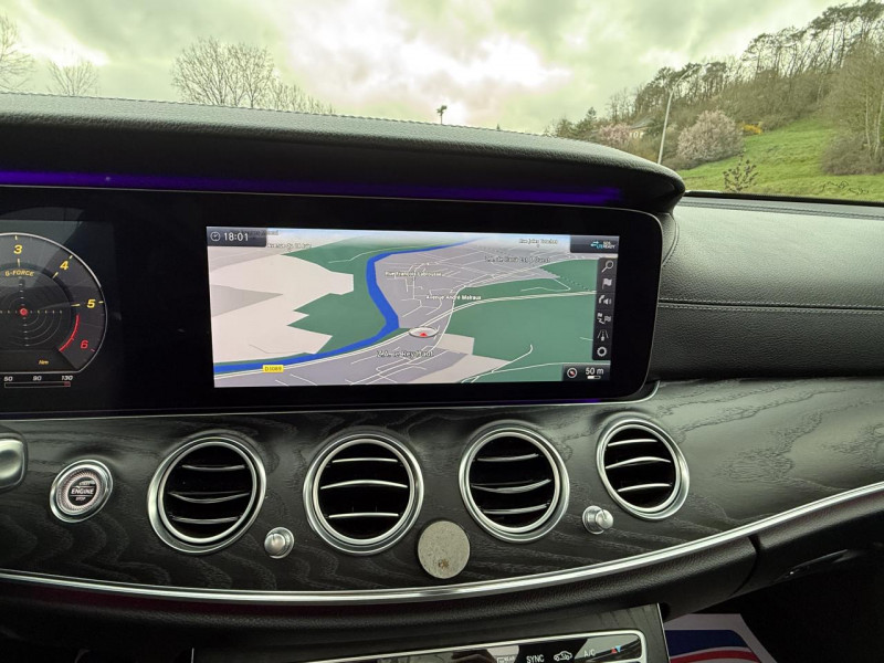Photo 20 de l'offre de MERCEDES-BENZ CLASSE E E 220 D - BVA AMG LINE GPS   CAMERA AR   TOIT OUVRANT  à 34990€ chez Triplo auto