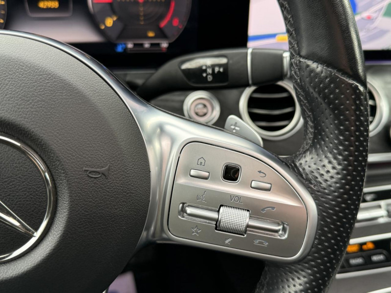 Photo 24 de l'offre de MERCEDES-BENZ CLASSE E E 220 D - BVA AMG LINE GPS   CAMERA AR   TOIT OUVRANT  à 34990€ chez Triplo auto