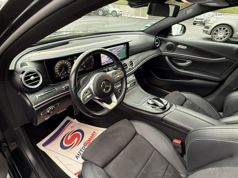 Photo 9 de l'offre de MERCEDES-BENZ CLASSE E E 220 D - BVA AMG LINE GPS   CAMERA AR   TOIT OUVRANT  à 34990€ chez Triplo auto