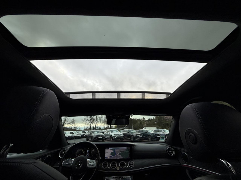 Photo 17 de l'offre de MERCEDES-BENZ CLASSE E E 220 D - BVA AMG LINE GPS   CAMERA AR   TOIT OUVRANT  à 34990€ chez Triplo auto