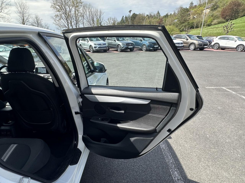 Photo 32 de l'offre de BMW SERIE 2 225XE ACTIVE TOURER - BVA  F45 PREMIèRE GPS   CAMERA AR   CLIM à 17990€ chez Triplo auto