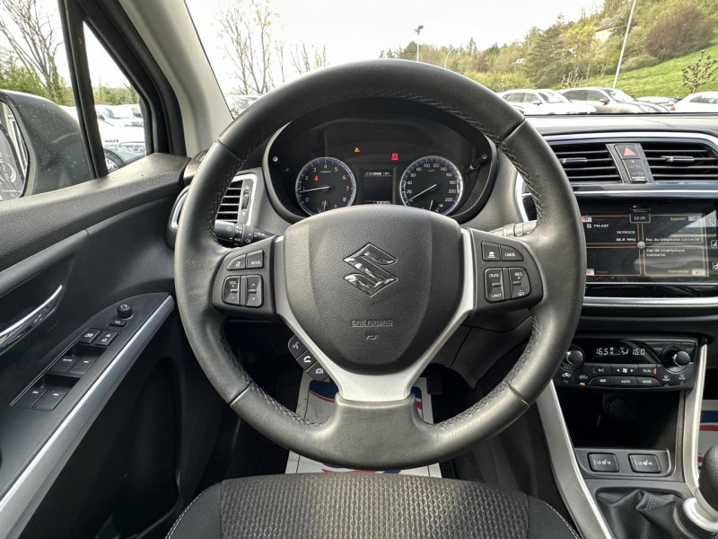 Photo 19 de l'offre de SUZUKI SX4 S-CROSS S-CROSS 1.4 BOOSTERJET   HYBRID SHVS ALLGRIP PRIVILèGE CARPLAY   CAMERA AR  à 19990€ chez Triplo auto