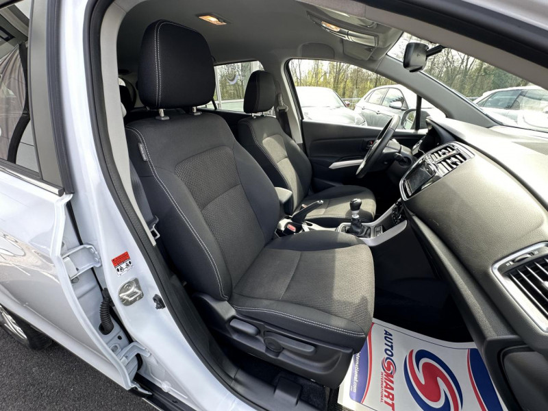 Photo 14 de l'offre de SUZUKI SX4 S-CROSS S-CROSS 1.4 BOOSTERJET   HYBRID SHVS ALLGRIP PRIVILèGE CARPLAY   CAMERA AR  à 19990€ chez Triplo auto