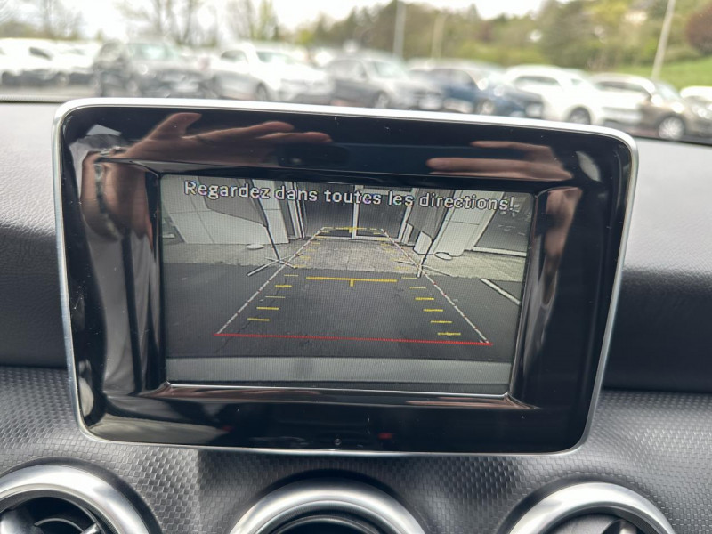 Photo 21 de l'offre de MERCEDES-BENZ CLASSE A A 200 CDI FAP BLUEEFFICIENCY SENSATION GPS   CAMERA AR   CLIM à 16990€ chez Triplo auto
