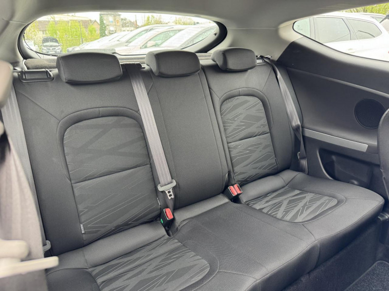 Photo 16 de l'offre de KIA CEE D PRO CEED 1.6 CRDI - 136 S&S GPS   CAMERA AR à 9490€ chez Triplo auto