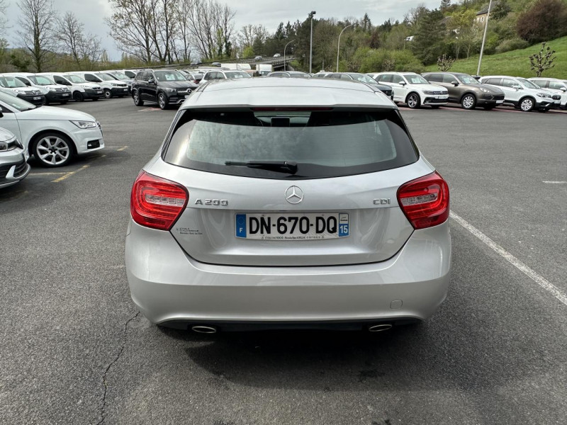 Photo 6 de l'offre de MERCEDES-BENZ CLASSE A A 200 CDI FAP BLUEEFFICIENCY SENSATION GPS   CAMERA AR   CLIM à 16990€ chez Triplo auto